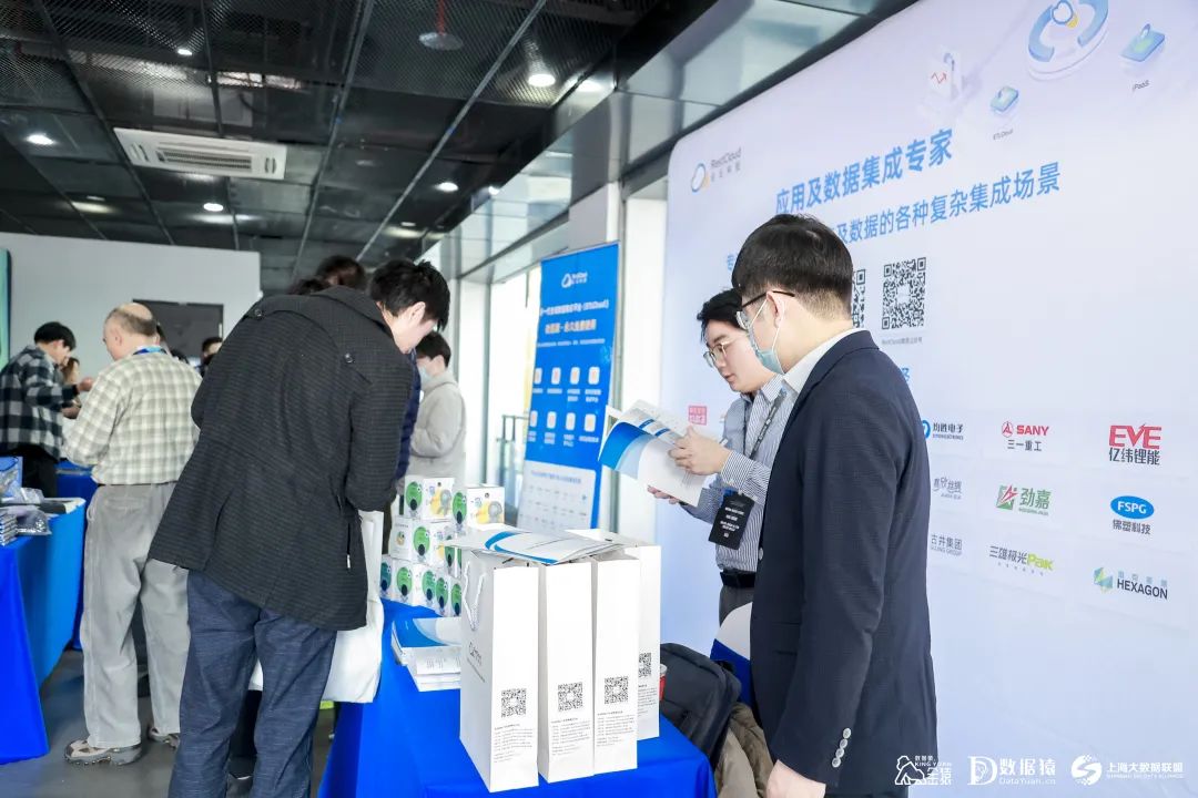 3ca1e56b2c98db014b4be83978fbb7e7